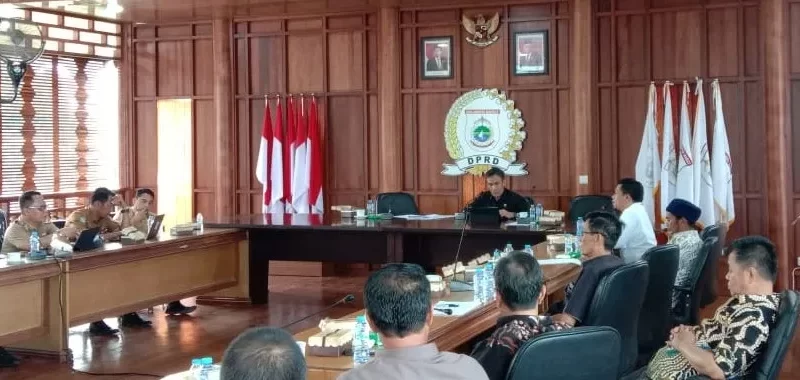 Ketika Dewa Dorong RTRW 2014 Sulbar Segera Diperbaharui