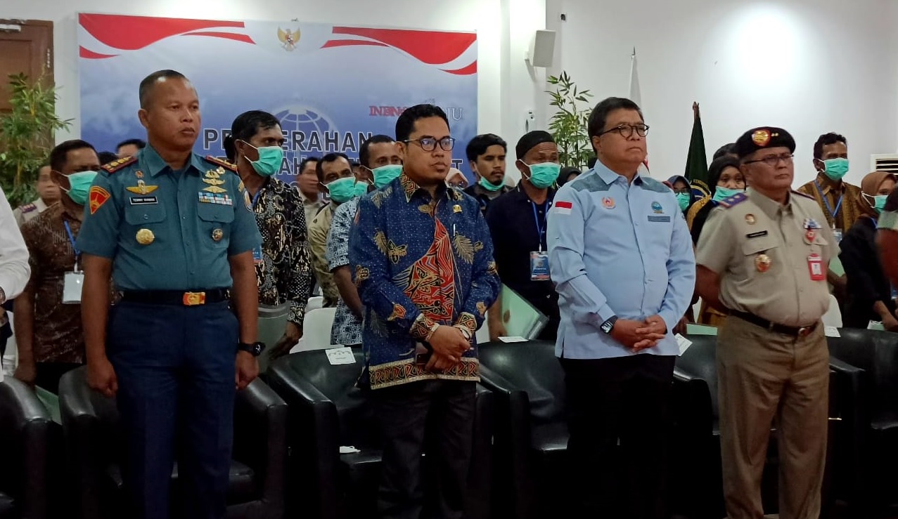 Foto: Abdul Rahim Hadiri Penyerahan Sertifikat Tanah