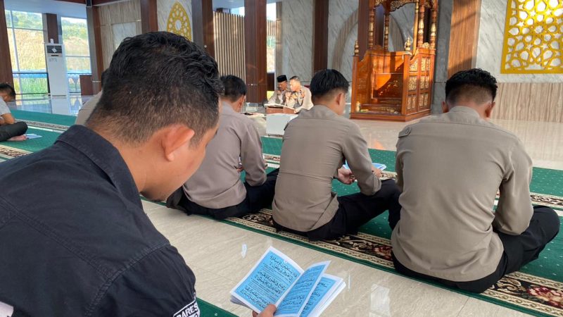 Binrohtal Polda Sulbar Jadi Penyegar Rohani dan Mental Personel dalam Bekerja