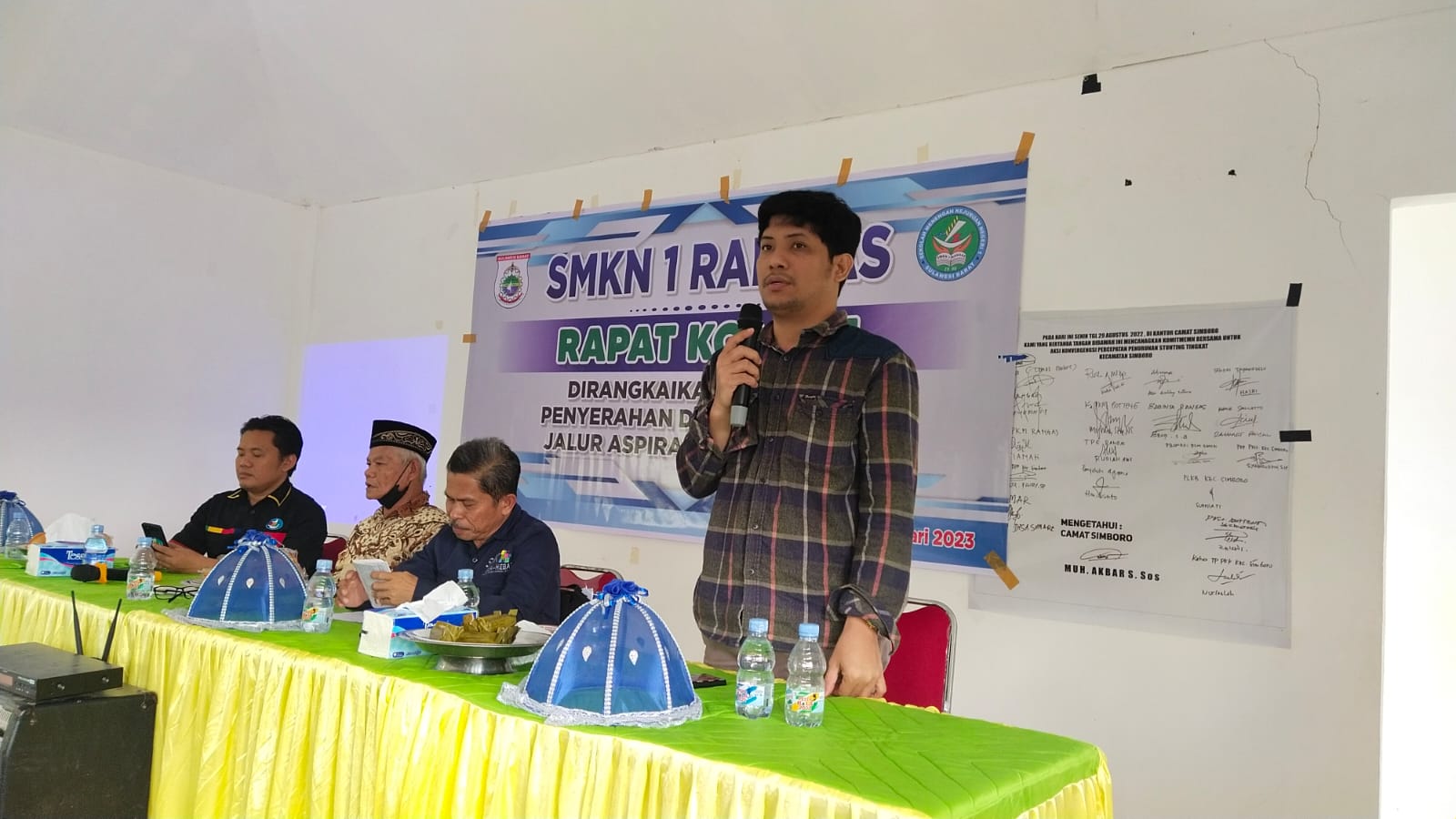 Anggota DPRD Sulbar Risbar Berlian Kunjungi SMKN 1 Rangas