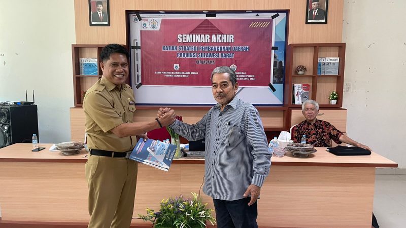 Tingkatkan Ekonomi Daerah Melalui Seminar Kajian Strategi Pembangunan