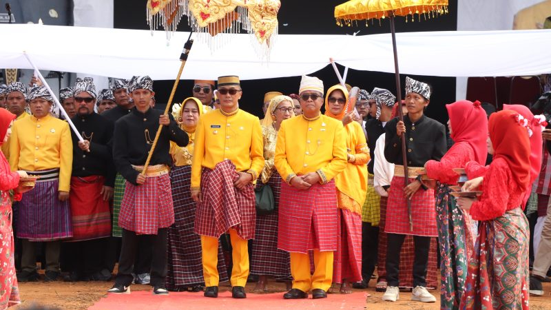 Pj Gubernur Sulbar Apresiasi Pengukuhan Tomakaka Adaq Tuho Ulumanda