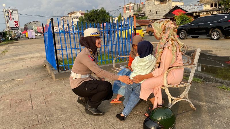 Melihat Kedekatan Ditlantas Polda Sulbar Dengan Masyarakat dengan Pelayanan Prima