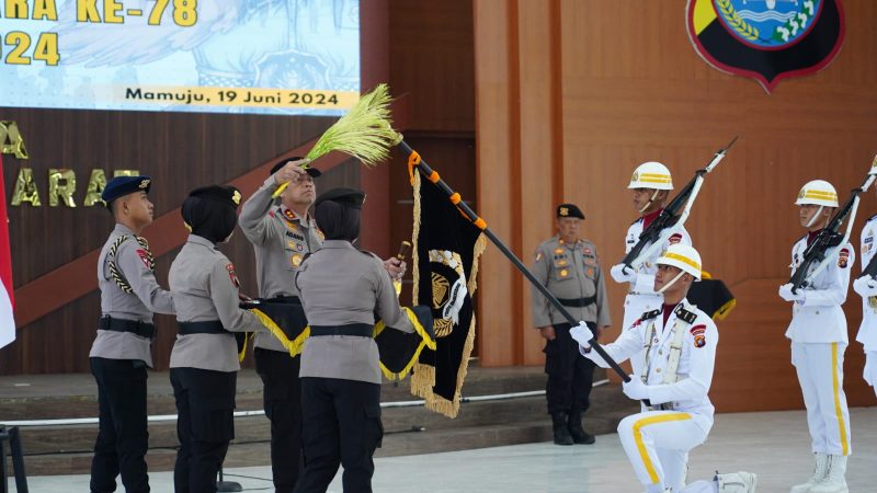 Ritual Pencucian Pataka, Kapolda Sulbar: Kobarkan Semangat, Wujudkan Pengabdian Bhayangkara
