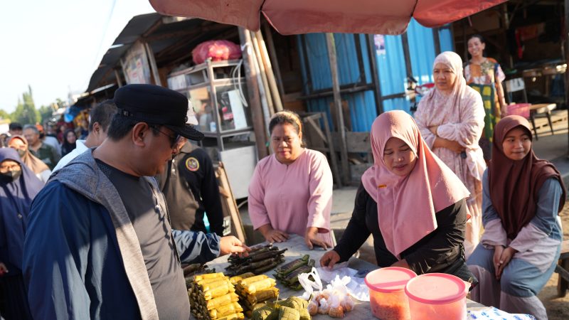 Pj Bahtiar ke Pasar Sentral Polman, Pedagang Sampaikan Keluhan