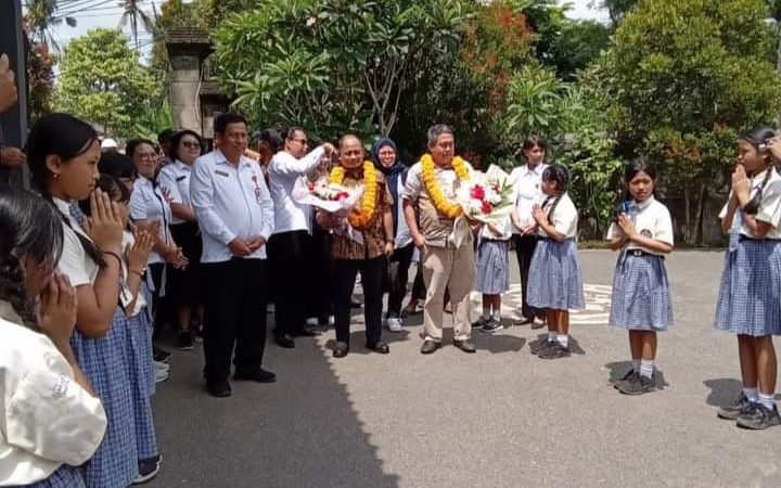 Disdikpora Mamuju Lakukan Studi Komparatif di Bangli