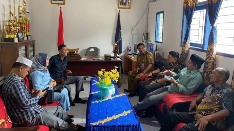 Evaluasi Pendidikan, Anggota DPRD Sulbar Kunjungi SMA Negeri 1 Mamasa