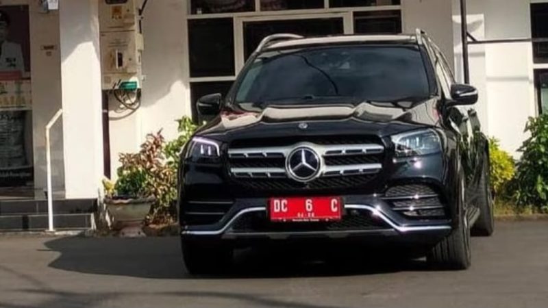 Pj Bahtiar Perintahkan Pemkab Polman Lelang Mobil Dinas Mercedes Benz Sesuai Arahan Mendagri
