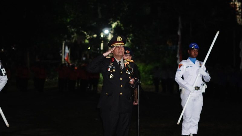 Kapolda Sulbar Pimpin Upacara Kehormatan Renungan Suci di TMP Pattidi