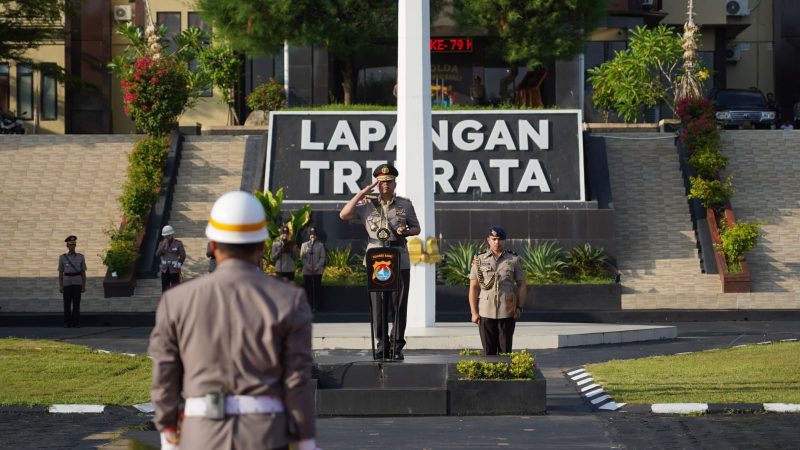 Kapolda Sulbar Pimpin Upacara Hari Juang Polri