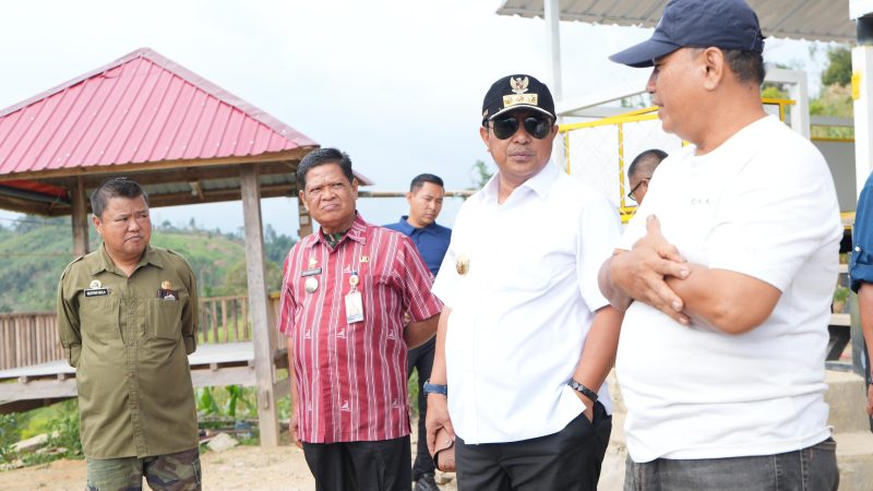 Dorong Ekosistem Bisnis, Pj Bahtiar Membangun Kesepahaman dengan Pekebun Durian Montong di Polman