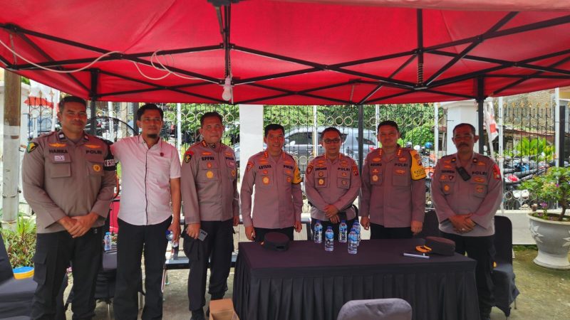 Komitmen Polda Sulbar, Terus Jaga Keamanan Pendaftaran di Kantor KPU