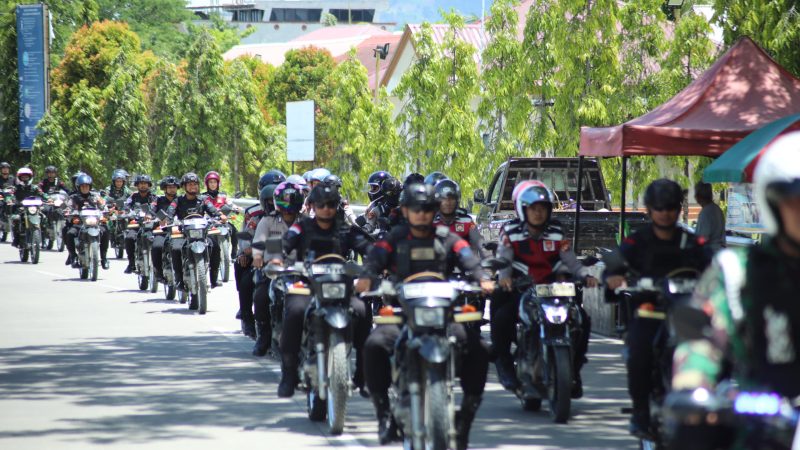 Kolaborasi TNI Polri Jelang Pelantikan Presiden dan Wapres di Sulbar, Patroli Skala Besar Pastikan Situasi Kondusif