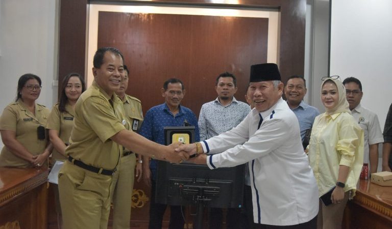 Fitriani Bersama Rombongan Komisi IV DPRD Provinsi Sulawesi Barat Kunker di Bali