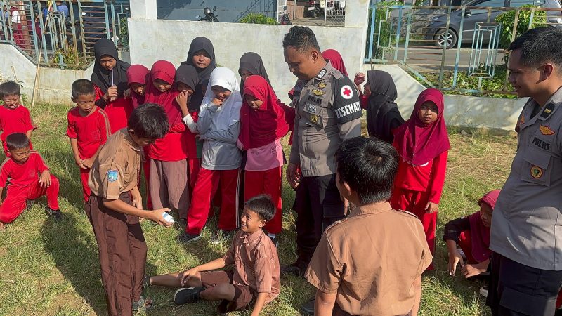 Melalui Program Dokpol Mitra Sekolah Polda Sulbar Komitmen Wujudkan Generasi Emas