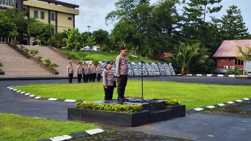 Wakapolda Sulbar Pacu Semangat Personel saat Pimpin Apel Siaga Ops Lilin Marano