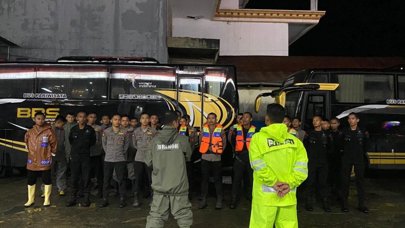 Bantuan untuk Korban Banjir di Mamuju, Pj Bahtiar Ucap Terima Kasih ke Menteri Sosial