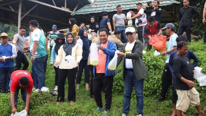 Pj Gubernur Bersama Ketua DPRD Sulbar Kompak Sebar 100 Ribu Benih Ikan Nila