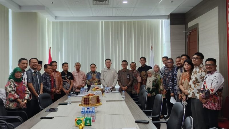 Bersama Wagub, Kepala Inspektorat Hadiri Entry Meeting BPK Sulbar dalam Rangka Pemeriksaan LKPD Pemprov 2024