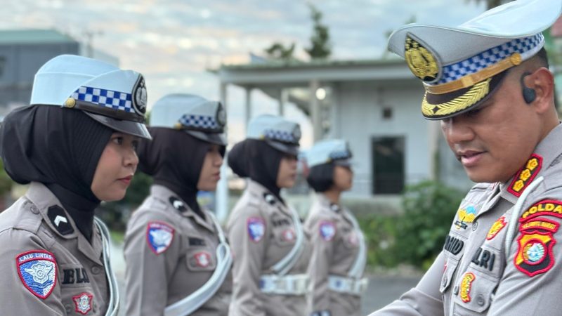 Dirlantas Polda Sulbar Beri Reward Personel Berprestasi