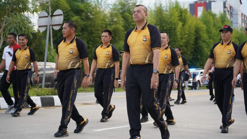 Layanan Gratis Polda Sulbar Banjir Peminat di Car Free Day