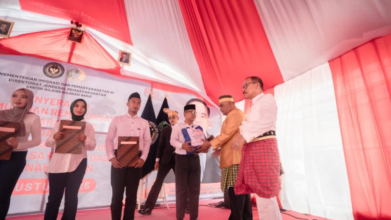 Gubernur Sulbar Wakili Presiden Serahkan Remisi Kepada 1.486 Narapidana