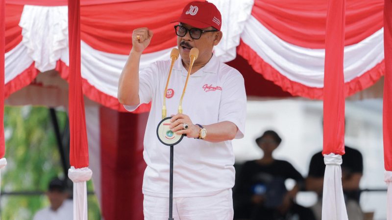 Gubernur Sulbar Buka Lomba HUT RI ke-80, Tegaskan Budaya Kerja Sehat dan Antikorupsi