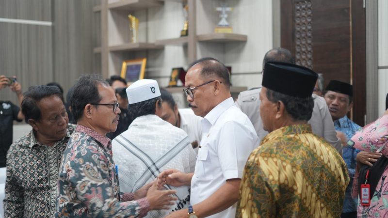 Gubernur Sulbar Fasilitasi Mediasi Damai Konflik Warga Kuridi dan Kasambang