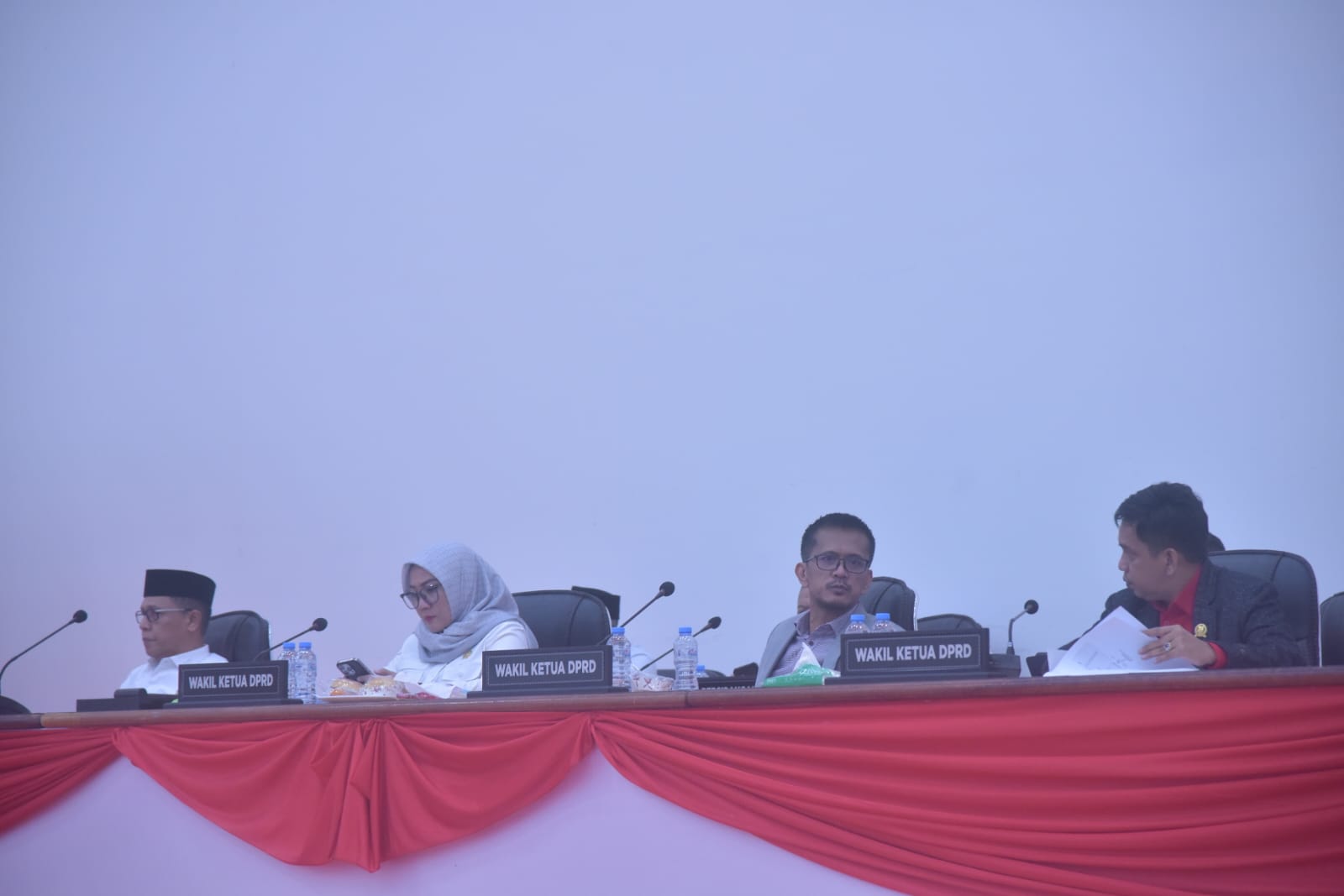 Rapat Paripurna Menyongsong APBD 2026, DPRD Sulbar Kumpulkan Masukan dari Seluruh Fraksi