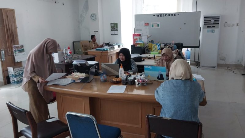 Hari ke-2 Layanan Beasiswa Pemprov Sulbar 2025, 20 Mahasiswa Serahkan Berkas