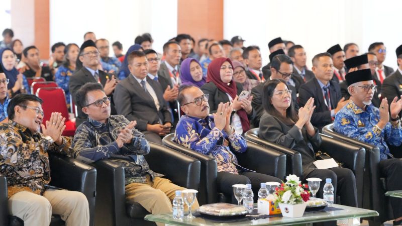 Tutup Pelatihan DLA, Gubernur Suhardi Duka: ASN Berkualitas Akan Hasilkan Layanan Publik yang Baik