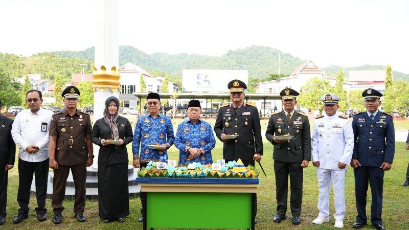 Semangati ASN, Kapolda Sulbar Hadiri Upacara KORPRI di Kantor Gubernur