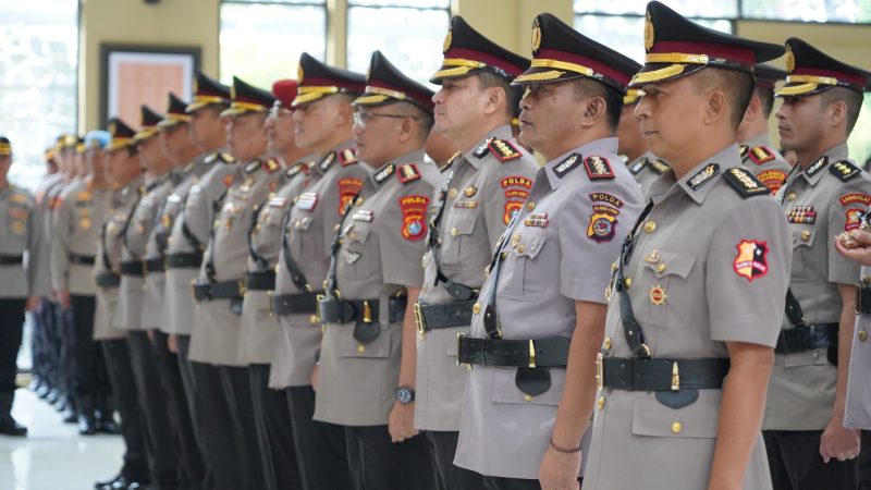 11 Pejabat Utama Berganti, Kopolda Sulbar Pimpin Sertijab