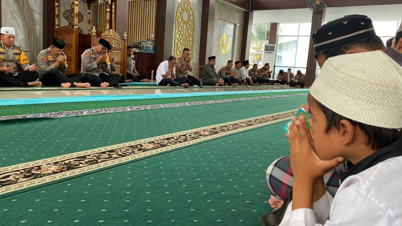 Kapolda Sulbar Isi Tahun Baru dengan Hati yang Lebih Bersih