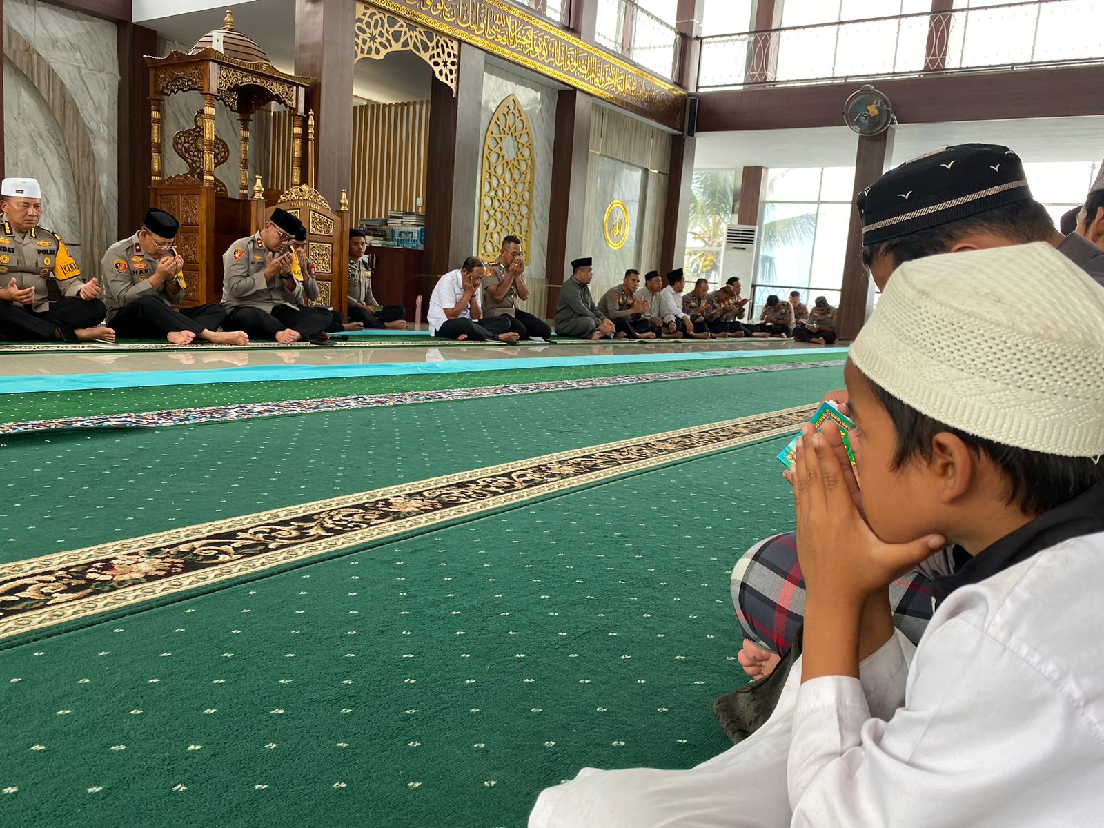 Kapolda Sulbar Isi Tahun Baru dengan Hati yang Lebih Bersih