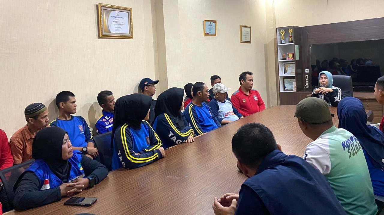 Plt. Kadinsos P3A dan PMD Sulbar Gelar Rapat Internal Bersama Tagana
