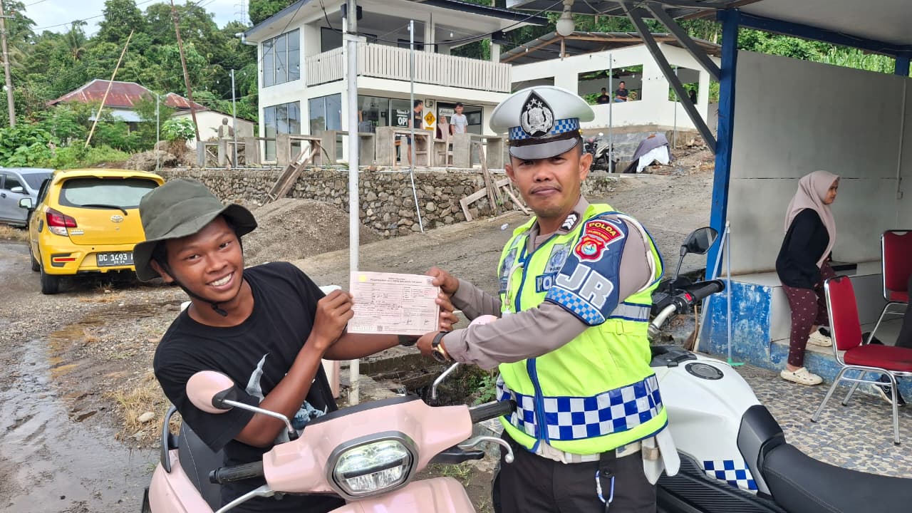 Ditlantas Polda Sulbar Gelar Kegiatan Tematik Bulan Tertib Helm