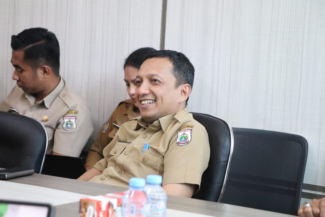 Tingkatkan Layanan Digital, KominfoSS Sulbar Fasilitasi Layanan Penyediaan Akun Zoom bagi OPD