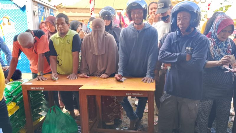 Pemprov Sulbar Bersama KKSS Gelar Gerakan Pangan Murah untuk Stabilkan Harga