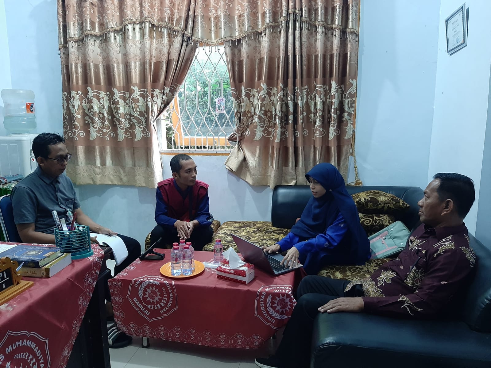 Pemkesra Sulbar Sambangi Kampus Unimaju, Laksanakan Sinkronisasi Data Calon Penerima Beasiswa