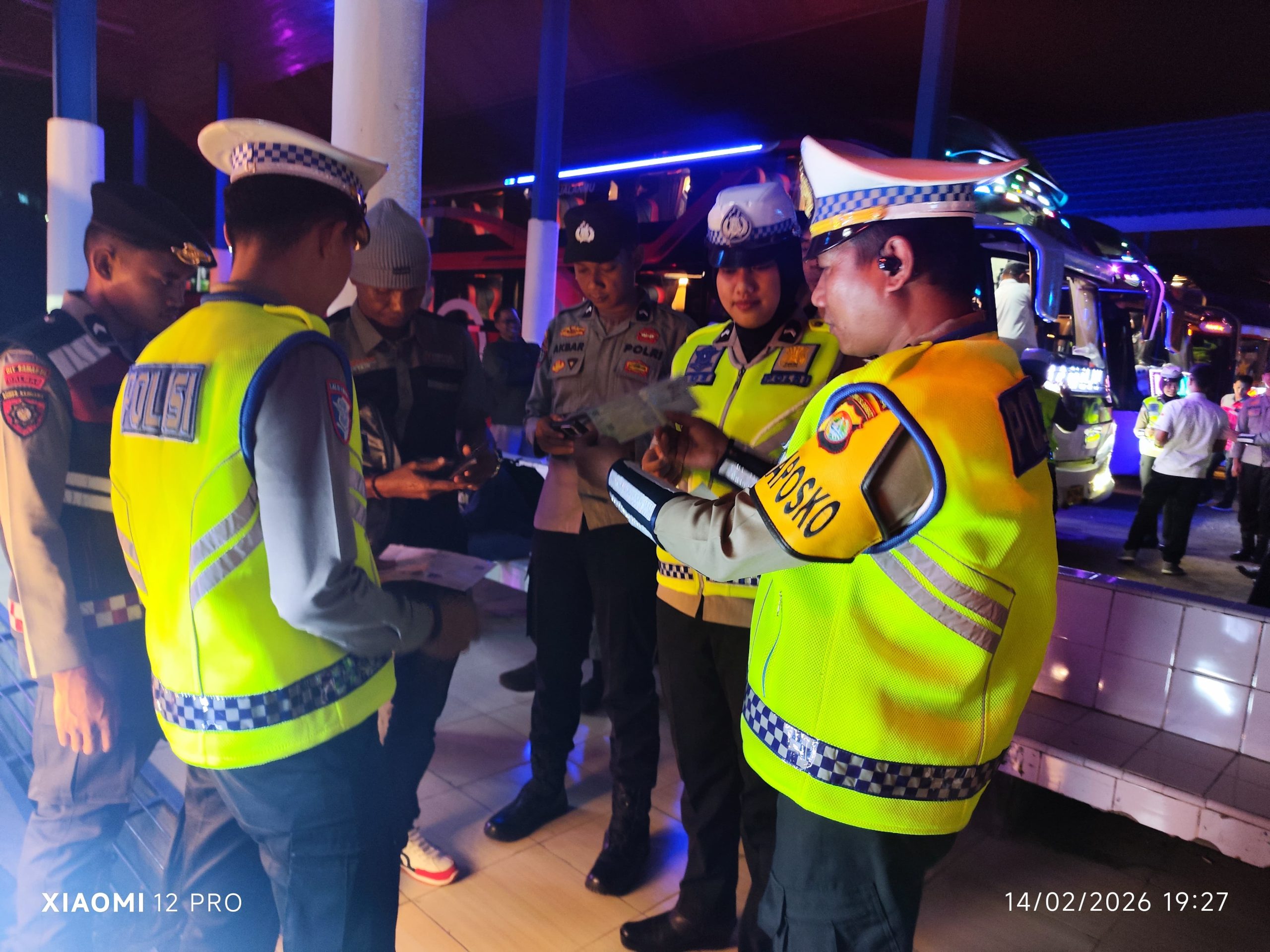 Polda Sulbar Gelar Pengecekan Kelayakan Bus Antar Kota dan Antar Provinsi