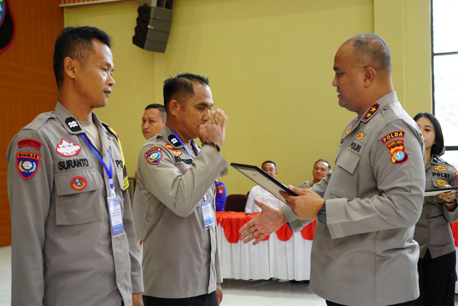 Kapolda Sulbar Percayakan Keamanan kepada Bhabinkamtibmas