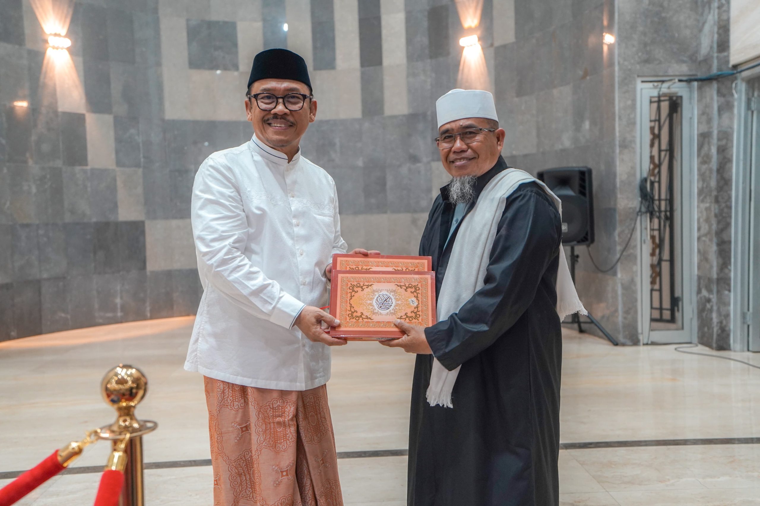 Safari Ramadan 1447 H, Gubernur Sulbar Ajak Umara, Ulama, dan Umat Bersatu Bangun Daerah