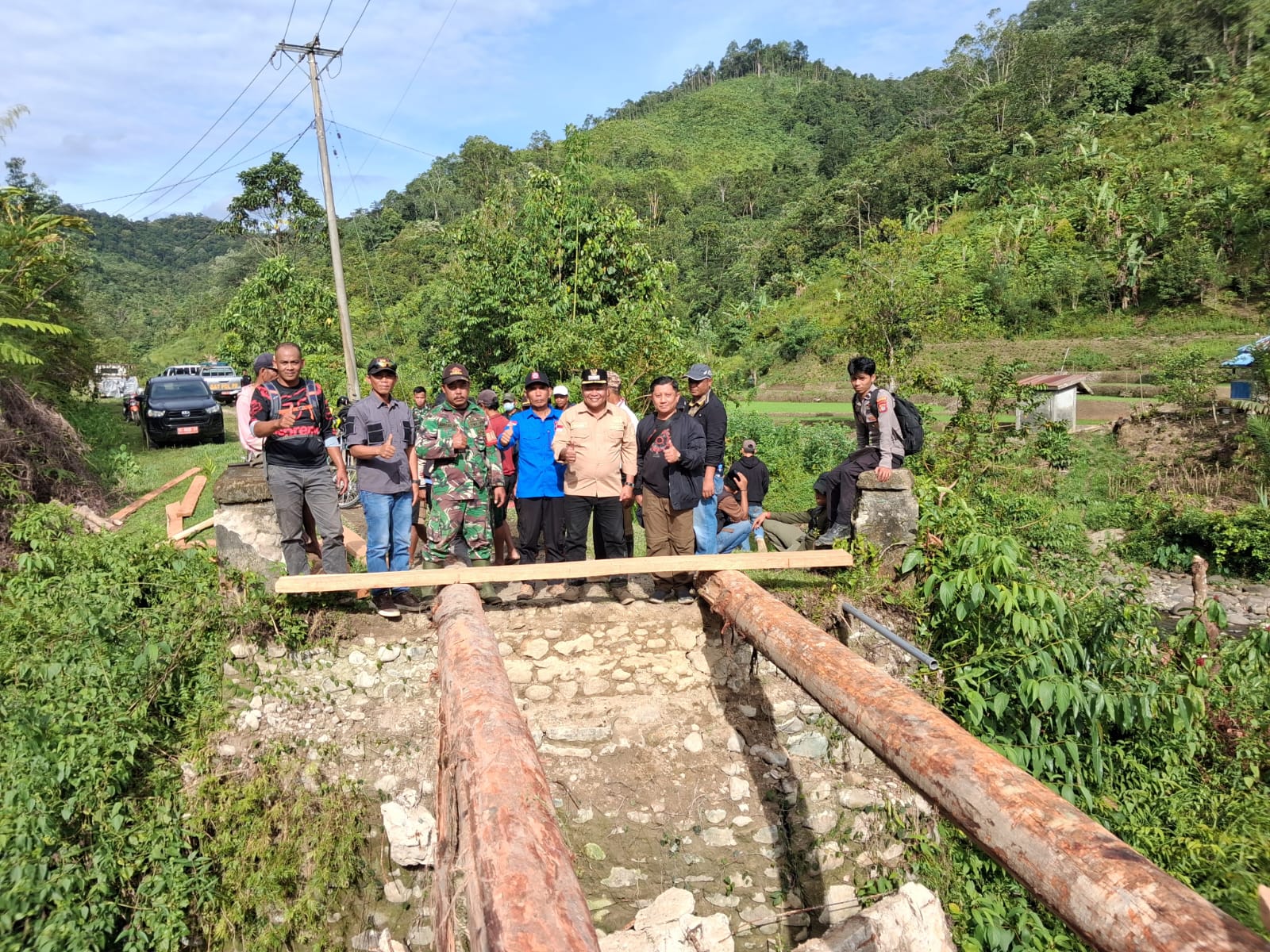 Jembatan Utama Poros Matangnga–Keppe di Desa Botteng Ambruk, Penanganan Darurat Dilakukan Dinas PUPR Sulbar