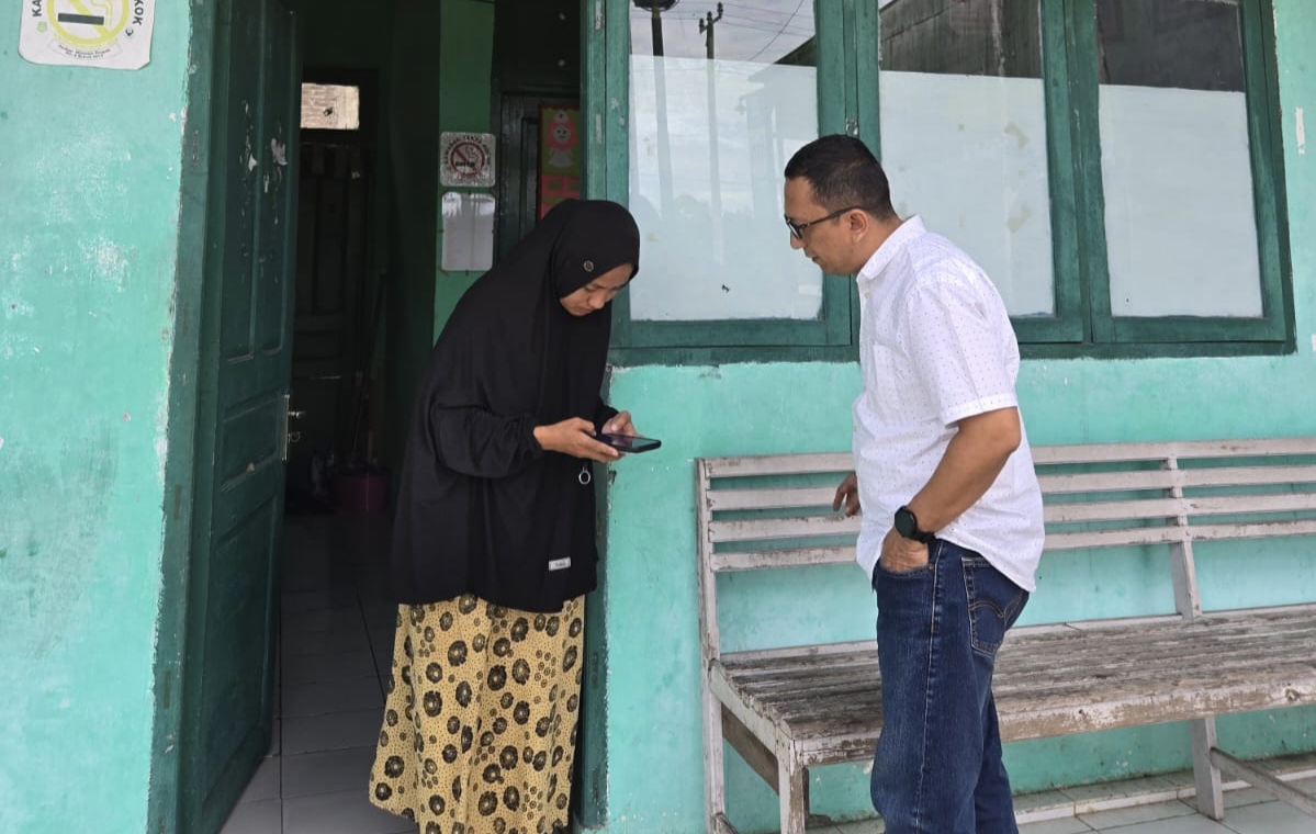 Kadis KominfoSS Inspeksi Objek Penerima Bantuan Internet SULBAR Digital di Mateng