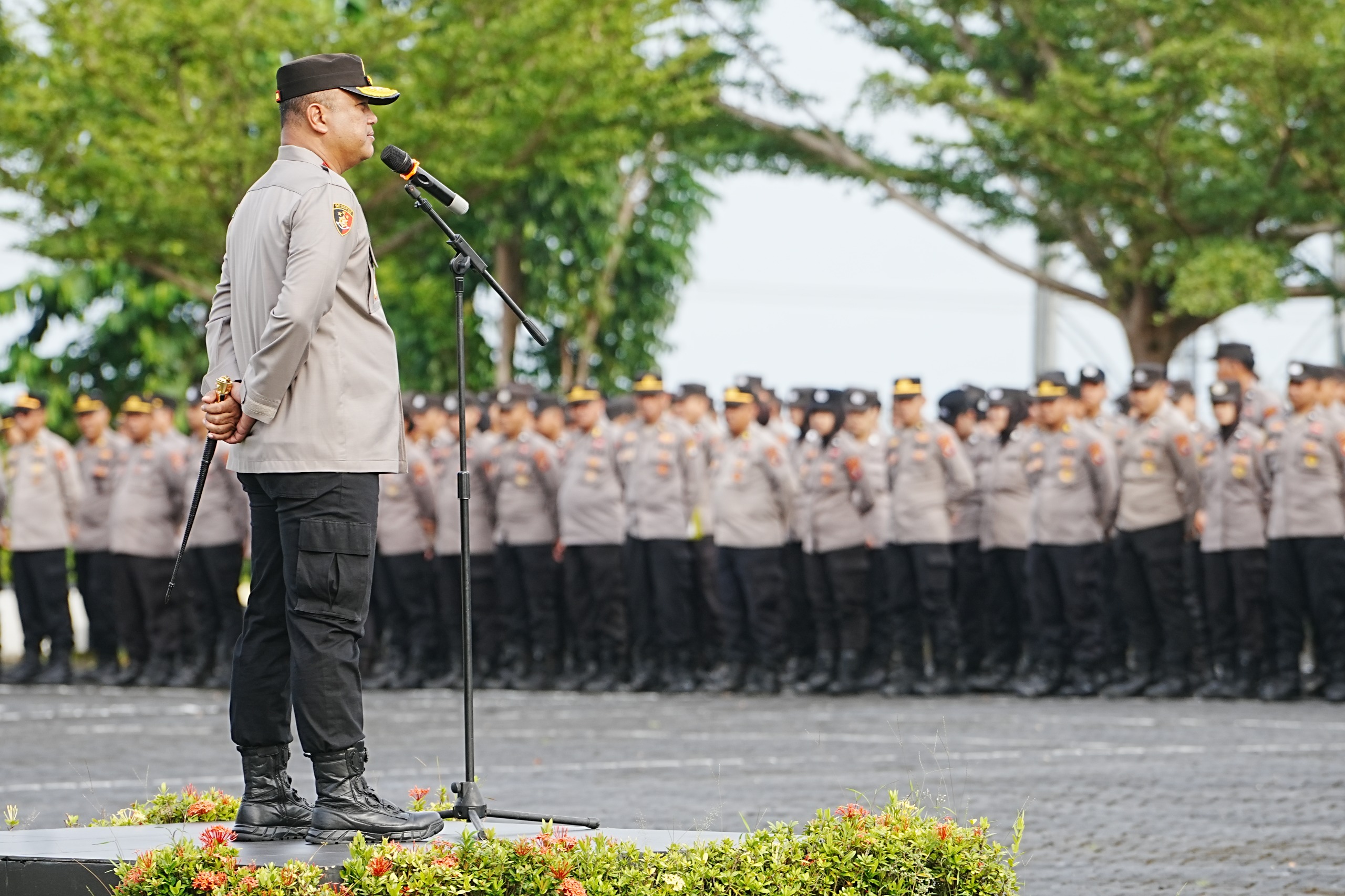 Kapolda Sulbar Ajak Personel untuk Teruslah Berinvestasi Kebaikan