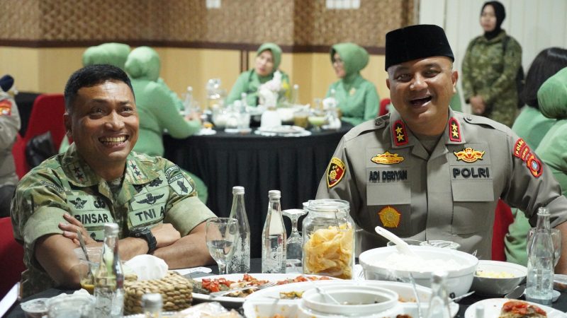 Kapolda Sulbar Hadiri Buka Puasa Bersama Pangdam XXIII/PW