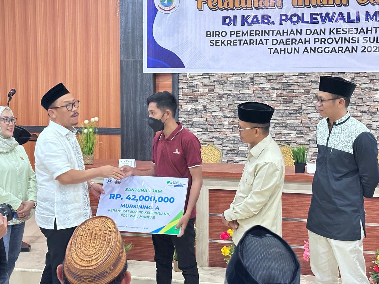 Biro Pemkesra Setda Provinsi Sulawesi Barat Kelola Pelatihan Imam dan Khatib di Polman
