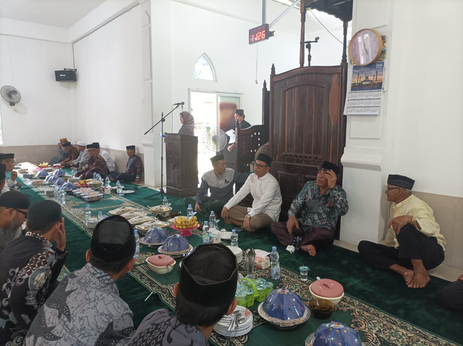 Wakili Gubernur, Kepala Biro Pemkesra Pererat Silaturahmi dalam Halal Bi Halal Masyarakat Parung
