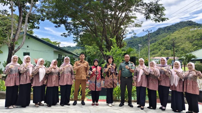 DKPPKB Sulbar Dampingi Penilaian Posyandu Matahari Korem 142 Tatag Mamuju pada Lomba Tingkat Nasional